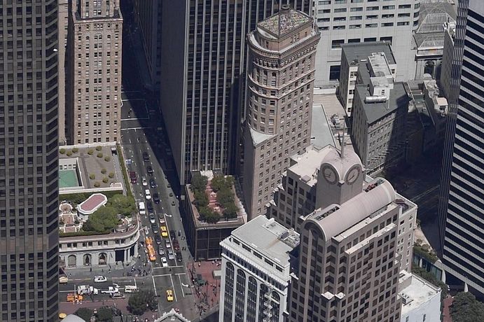 Financial District: Financial District 4 a